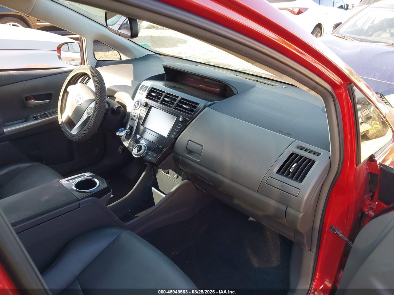 2013 TOYOTA PRIUS V FIVE · 5/11
