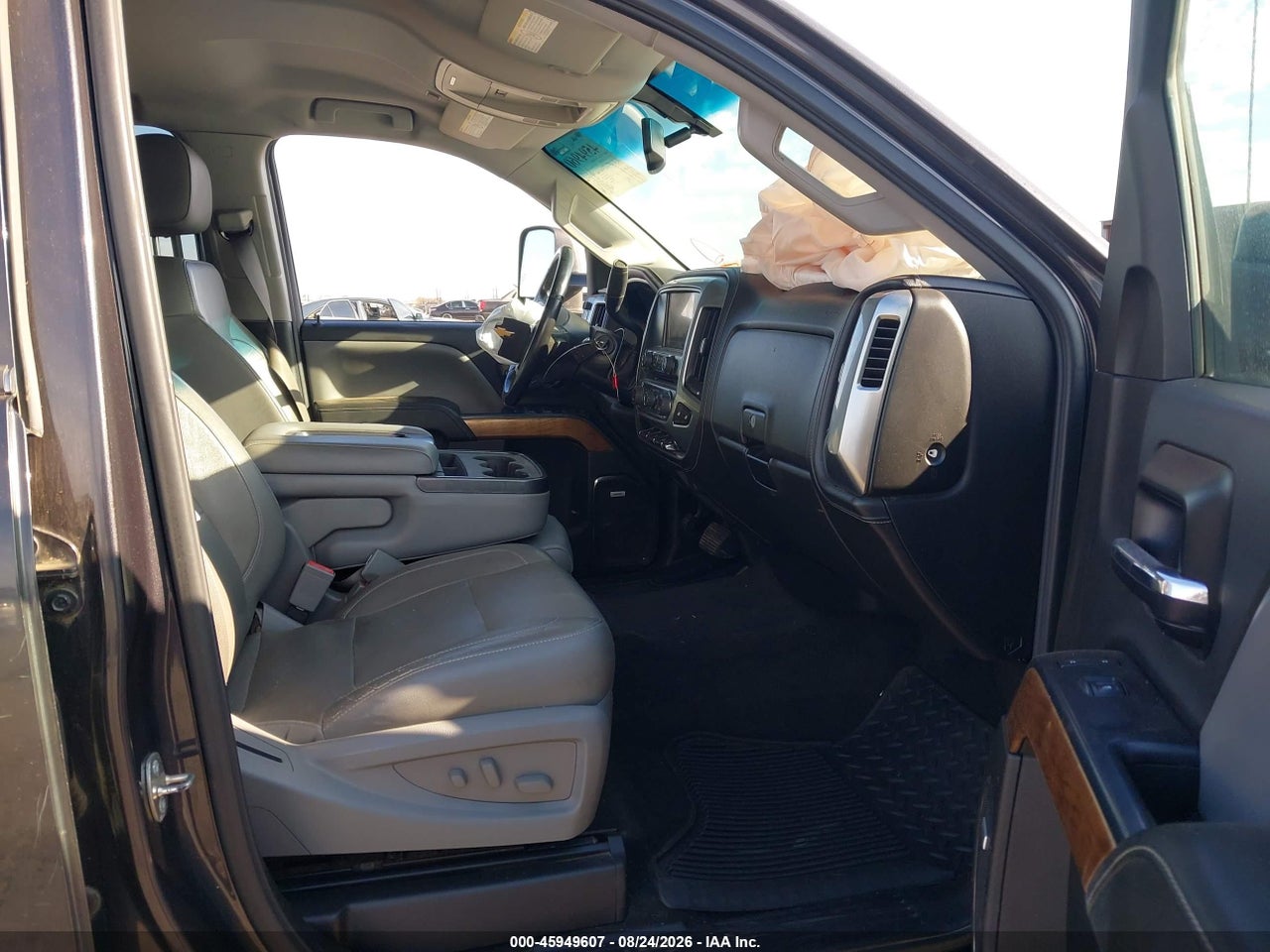 2015 CHEVROLET SILVERADO 2500HD LTZ · 5/11