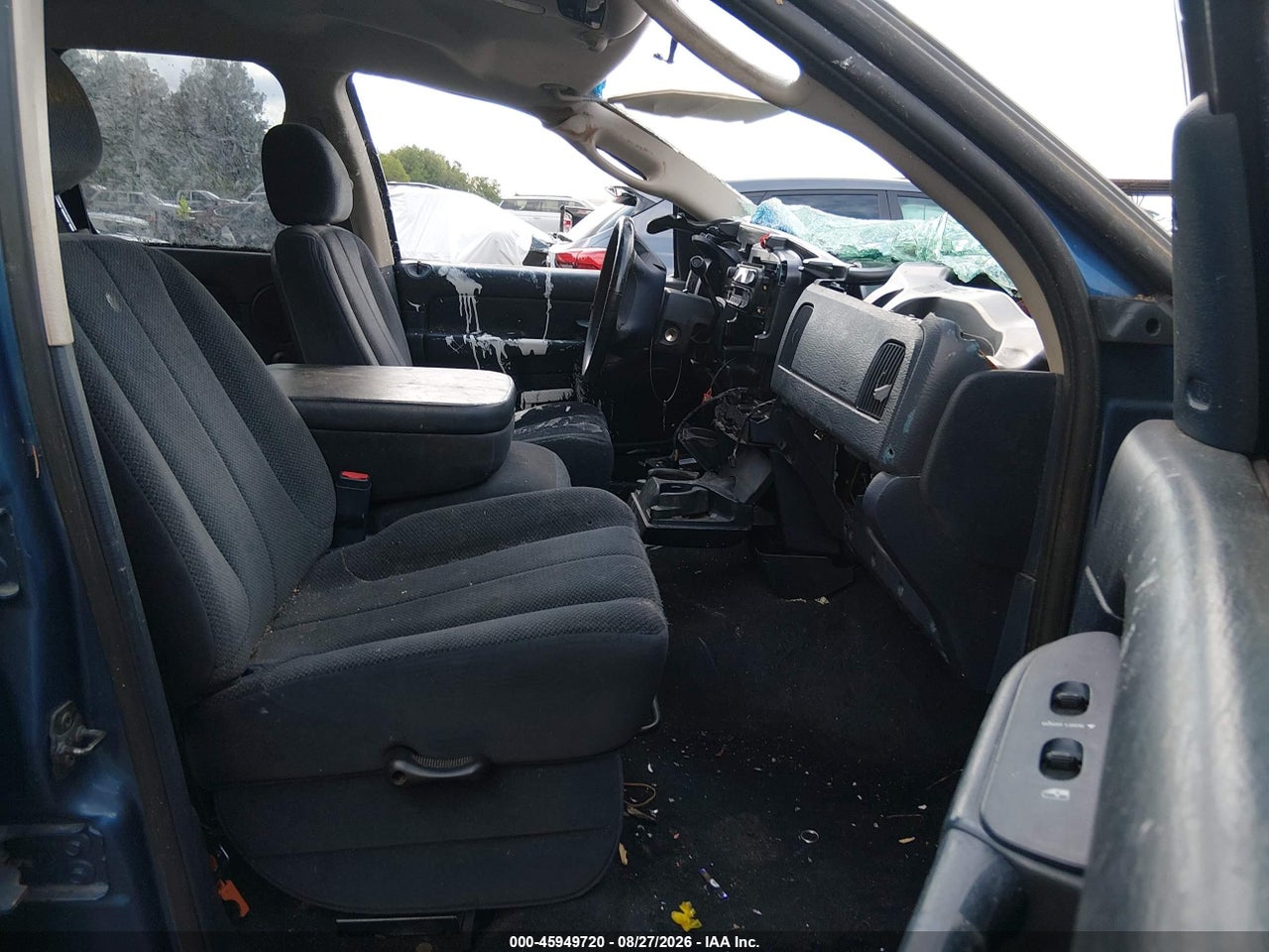 2002 DODGE RAM 1500 ST · 5/11