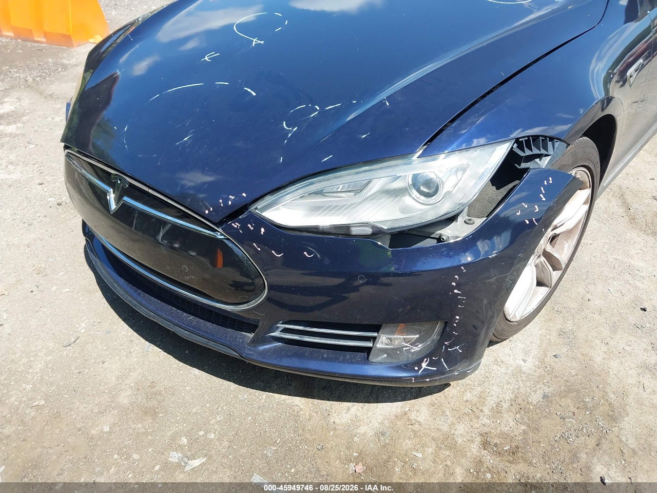 2014 TESLA MODEL S P85 · 6/11