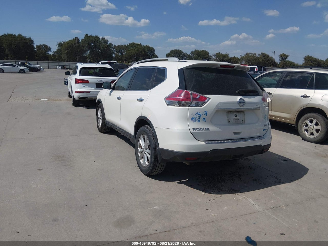 2014 NISSAN ROGUE SV · 3/11