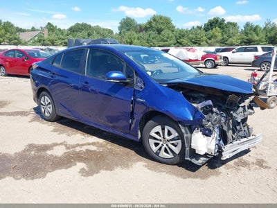 2016 TOYOTA PRIUS THREE