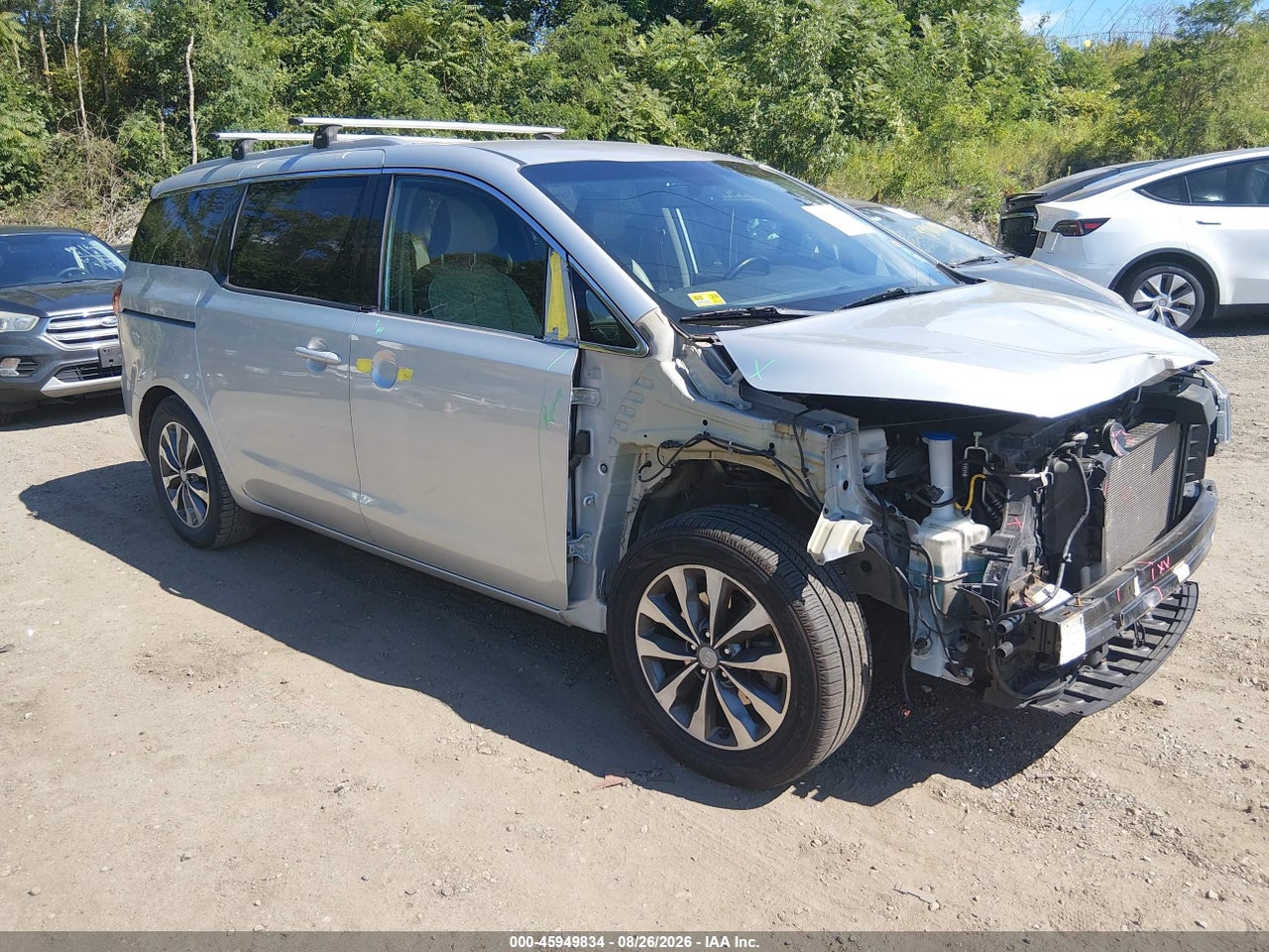 KNDMC5C15J6****** · 2018 KIA SEDONA SX