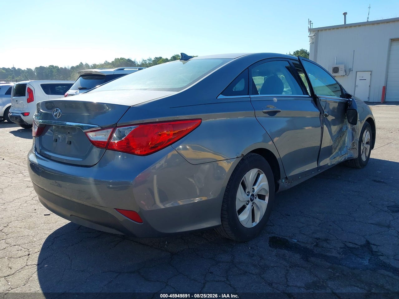 2014 HYUNDAI SONATA GLS · 4/11