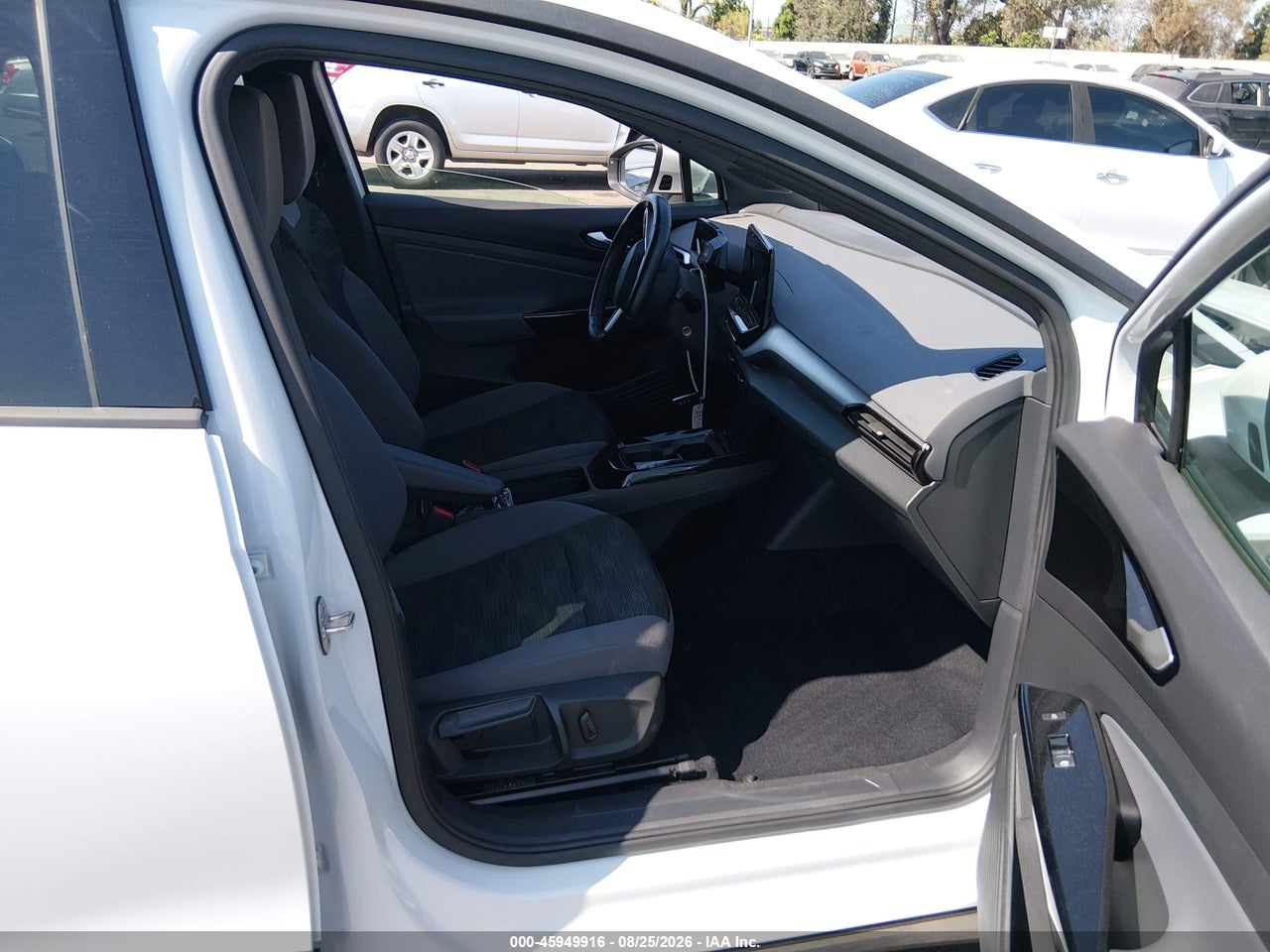 2021 VOLKSWAGEN ID.4 PRO · 5/11