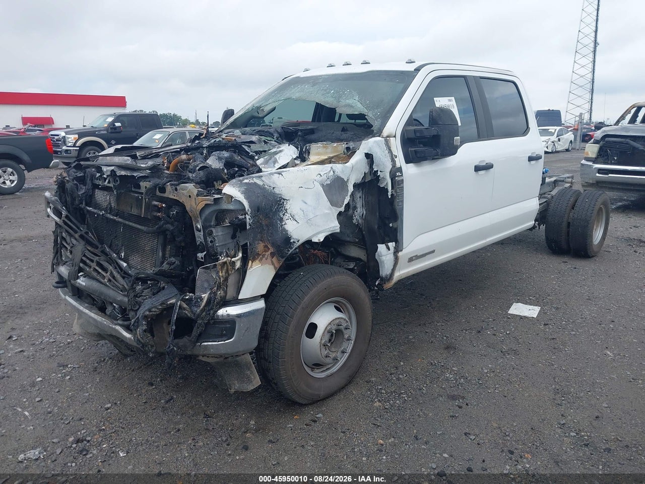 2024 FORD F-350 CHASSIS XL