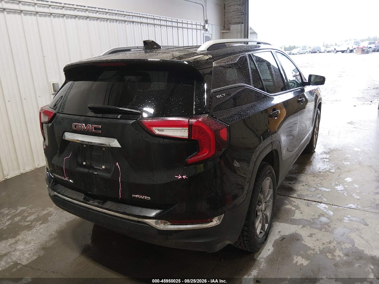 2024 GMC TERRAIN AWD SLT · 4/11