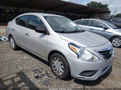 3N1CN7AP5HK****** · 2017 NISSAN VERSA 1.6 SV