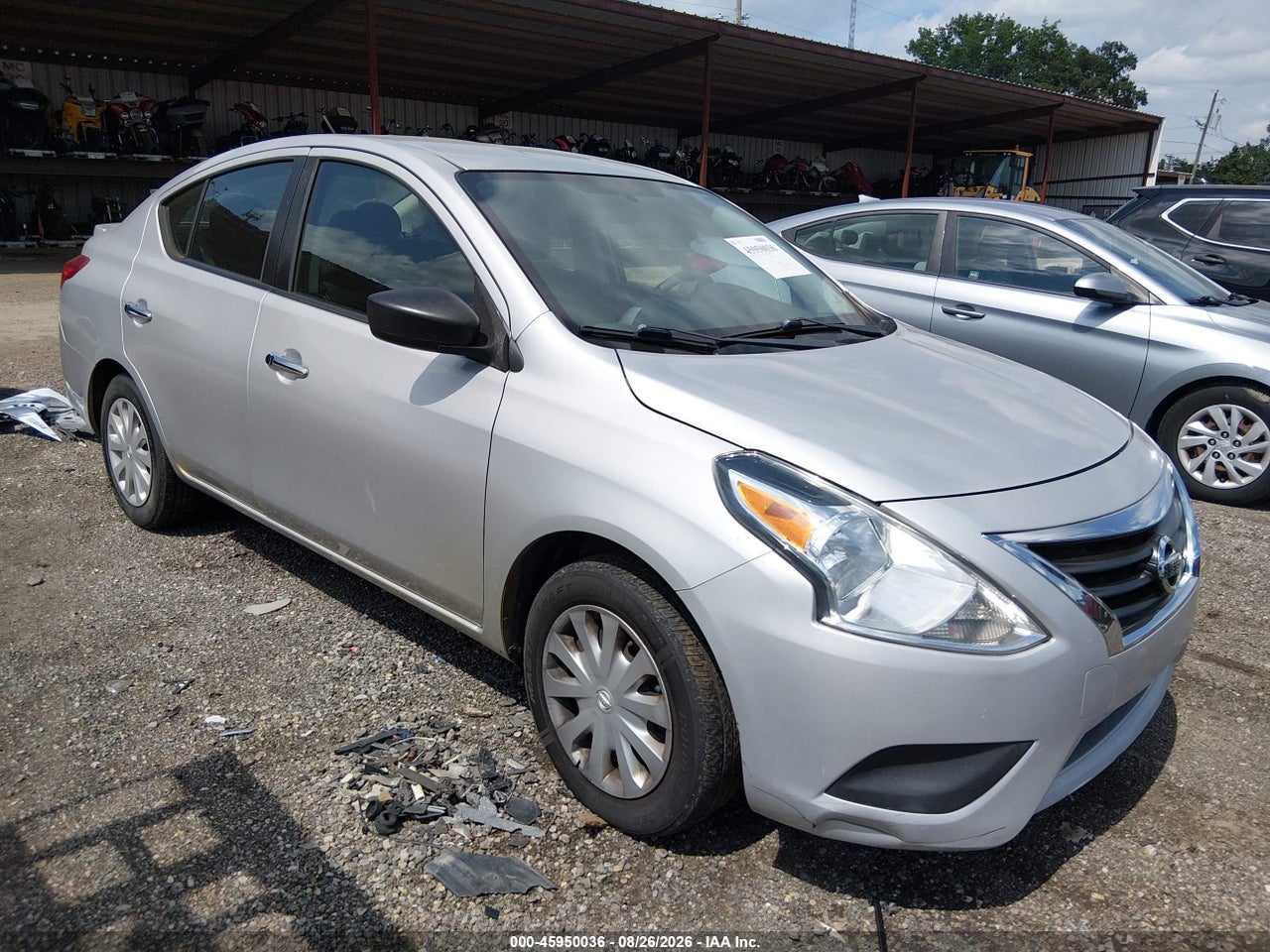 3N1CN7AP5HK****** · 2017 NISSAN VERSA 1.6 SV
