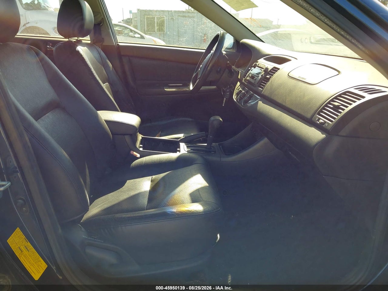 2002 TOYOTA CAMRY SE V6 · 5/11