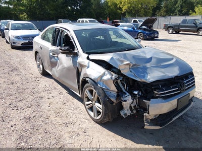 1VWBN7A33EC****** · 2014 VOLKSWAGEN PASSAT 2.0L TDI SE