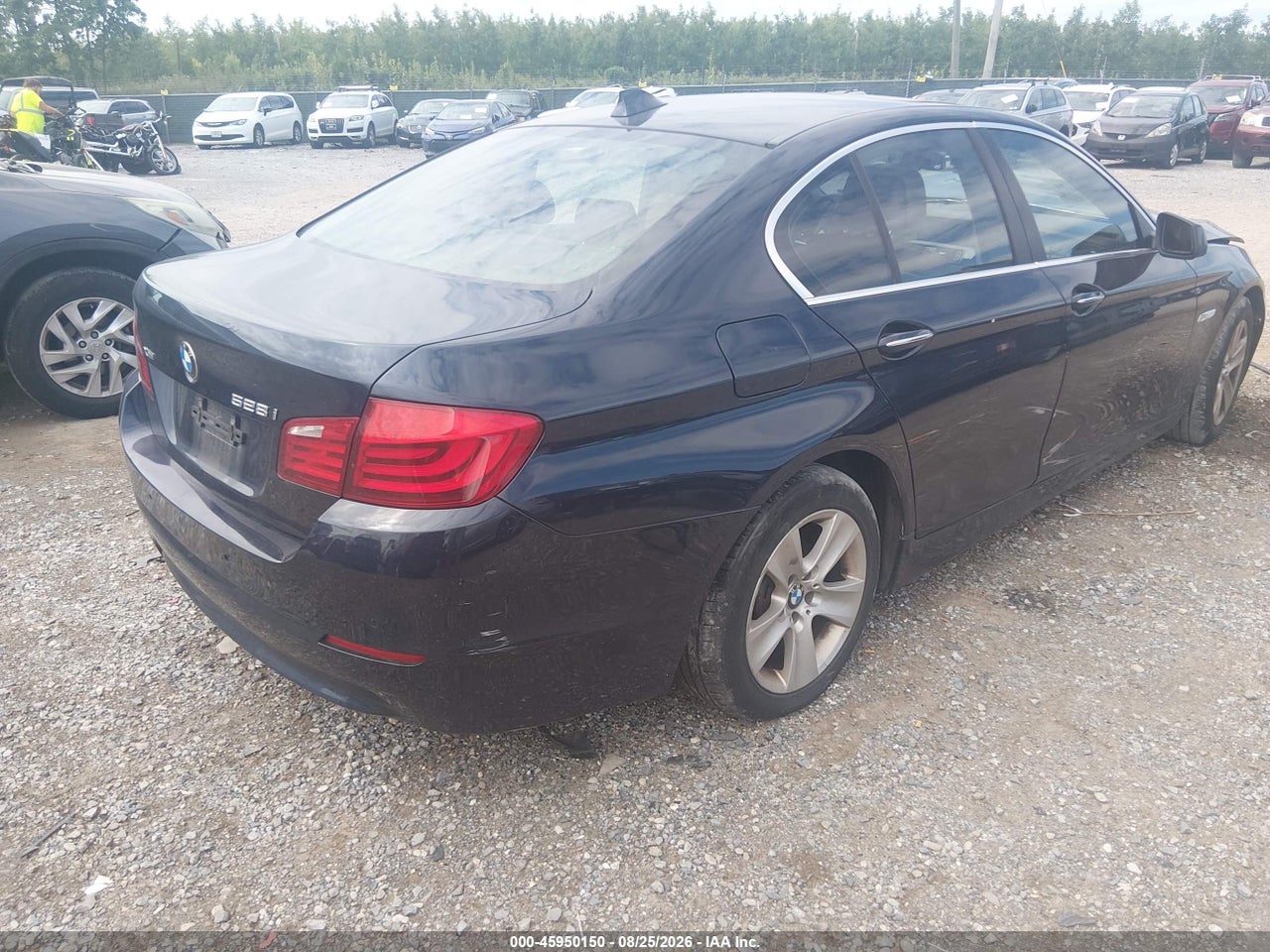 2013 BMW 528I XDRIVE · 4/11