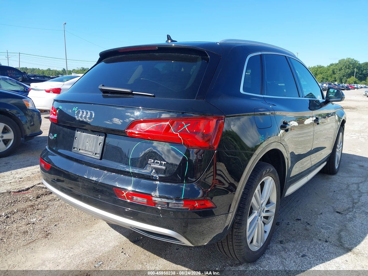 2018 AUDI Q5 2.0T PREMIUM/2.0T TECH PREMIUM · 4/11