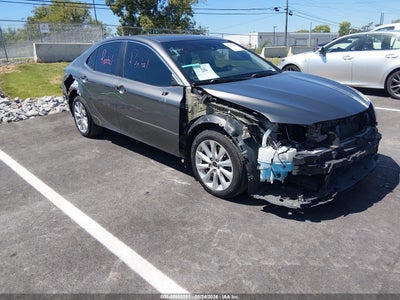 4T1C11AK7LU****** · 2020 TOYOTA CAMRY LE