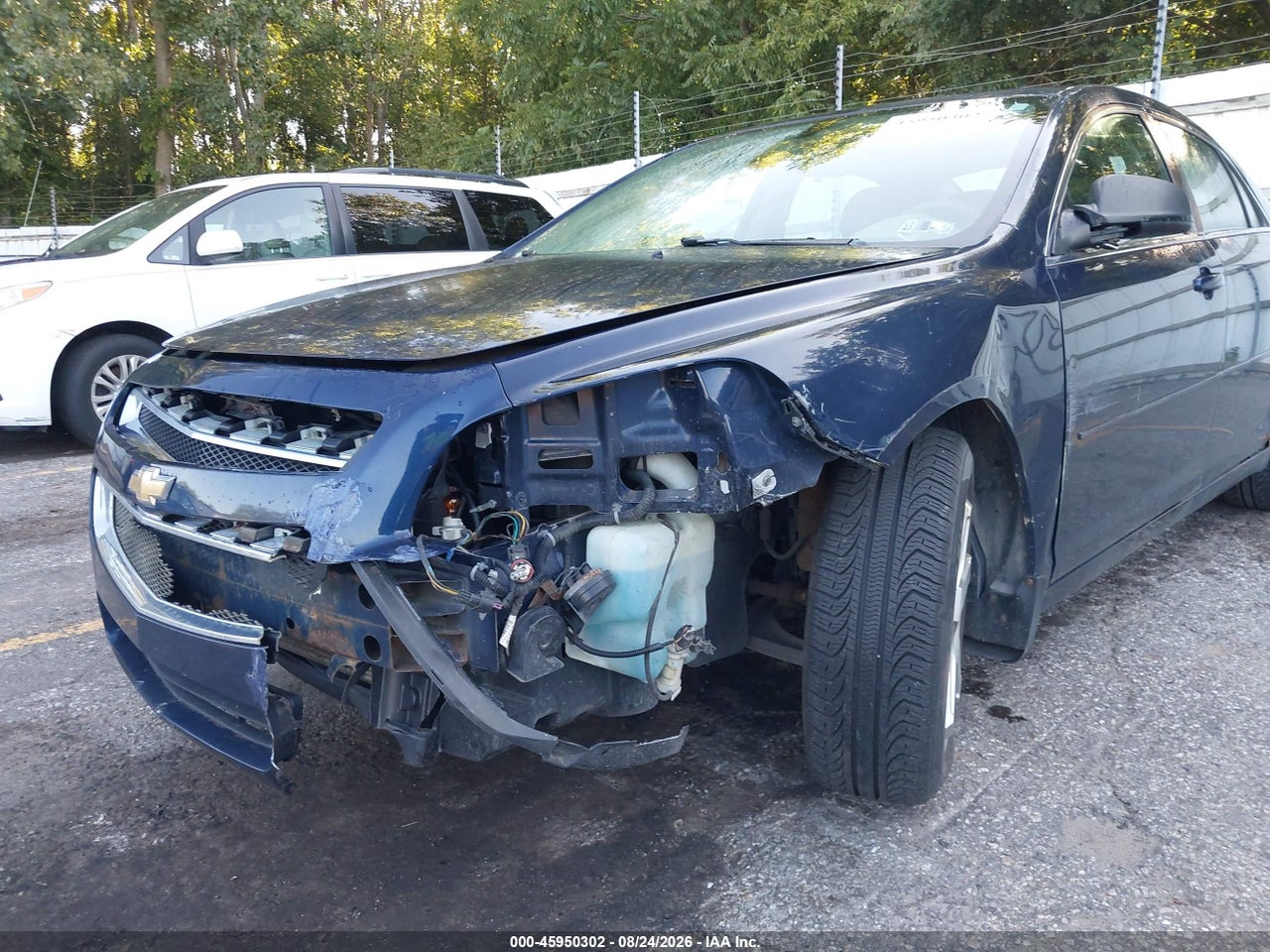 2011 CHEVROLET MALIBU LS · 6/10