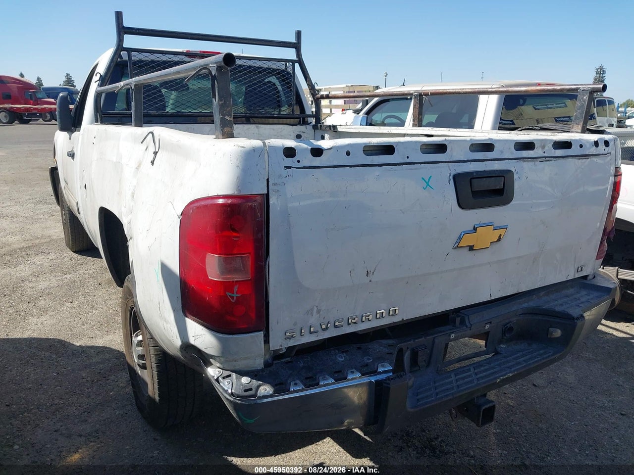 2009 CHEVROLET SILVERADO 2500HD LT · 3/10