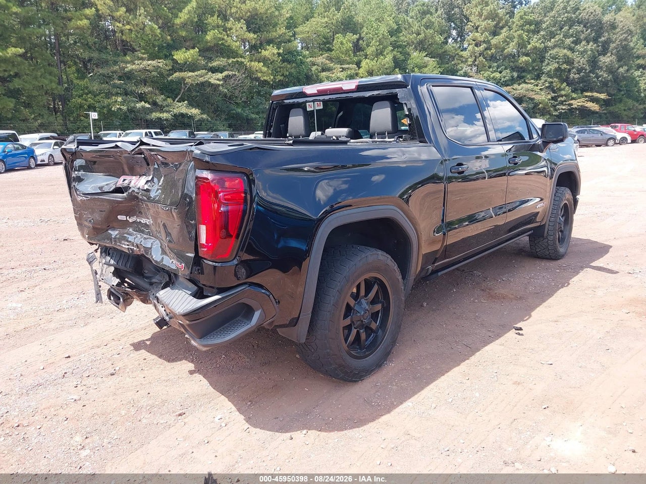 2021 GMC SIERRA 1500 4WD  SHORT BOX AT4 · 4/10