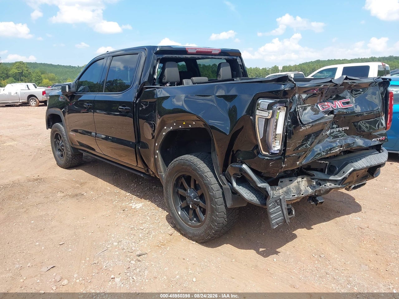 2021 GMC SIERRA 1500 4WD  SHORT BOX AT4 · 3/10