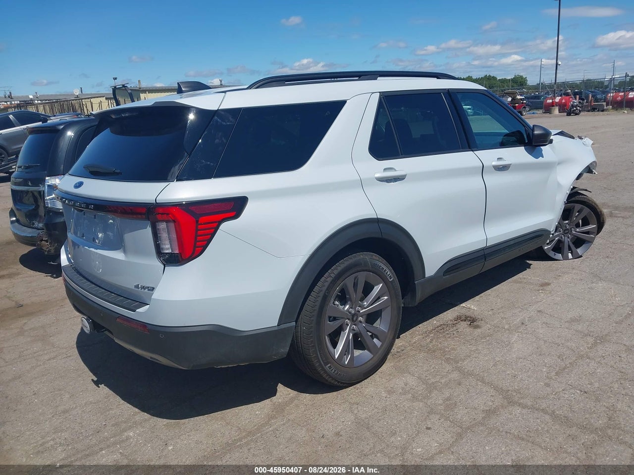 2026 FORD EXPLORER ACTIVE · 4/11
