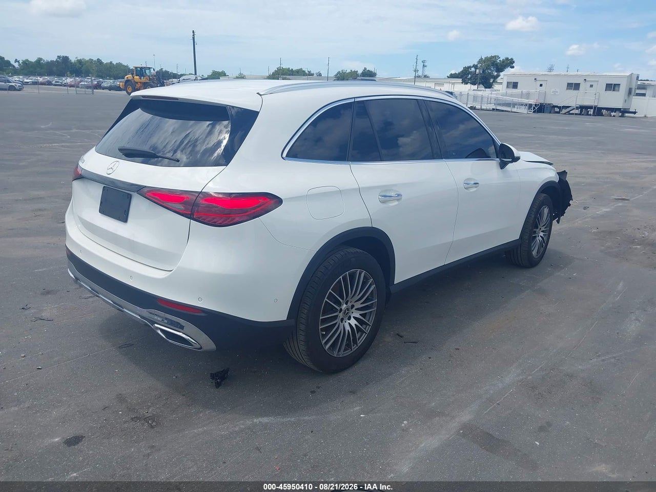 2025 MERCEDES-BENZ GLC 300 SUV · 4/11