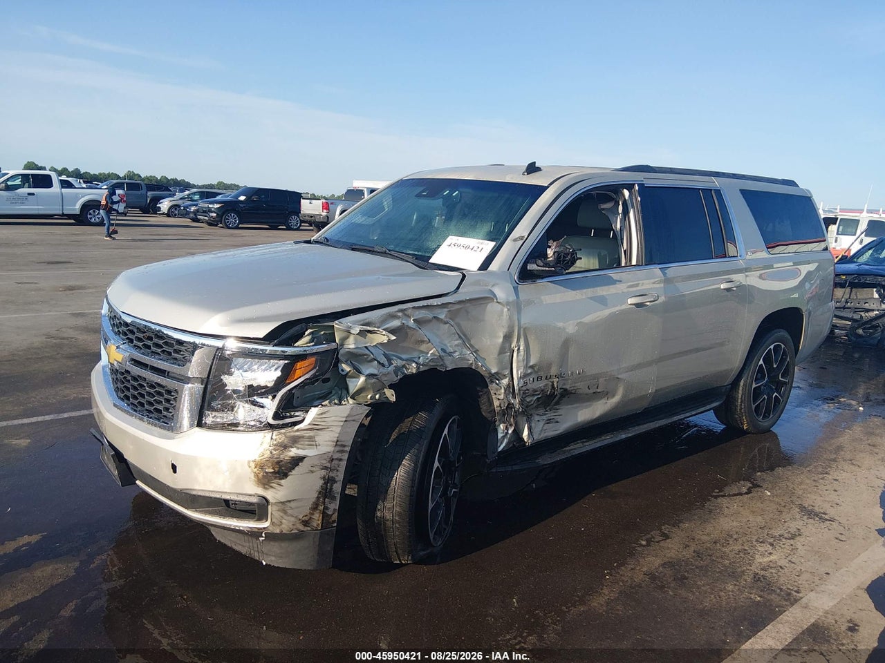 2015 CHEVROLET SUBURBAN LT · 2/11