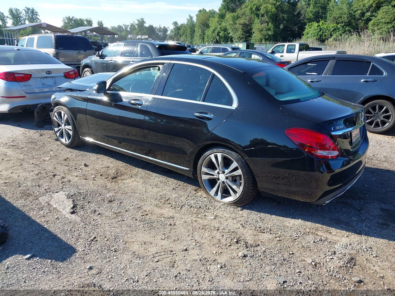 2016 MERCEDES-BENZ C 300 · 3/10