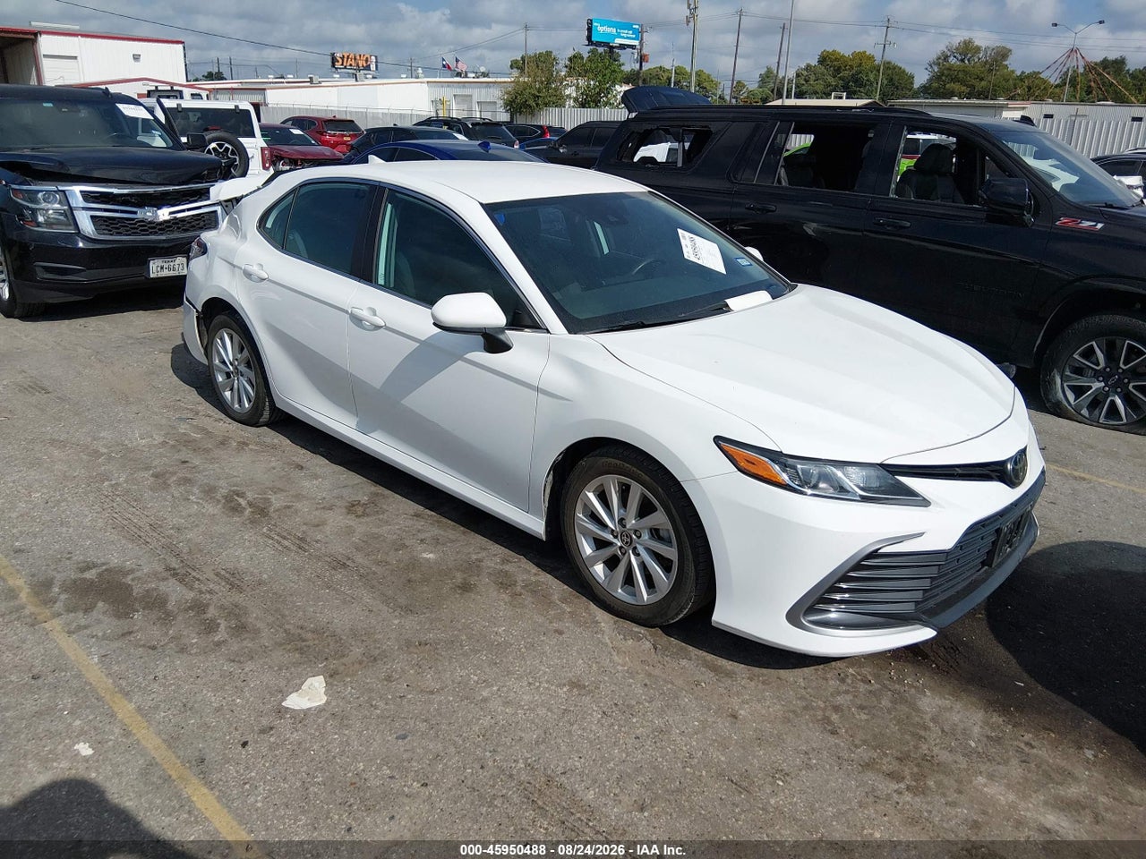 4T1C11AK7RU****** · 2024 TOYOTA CAMRY LE