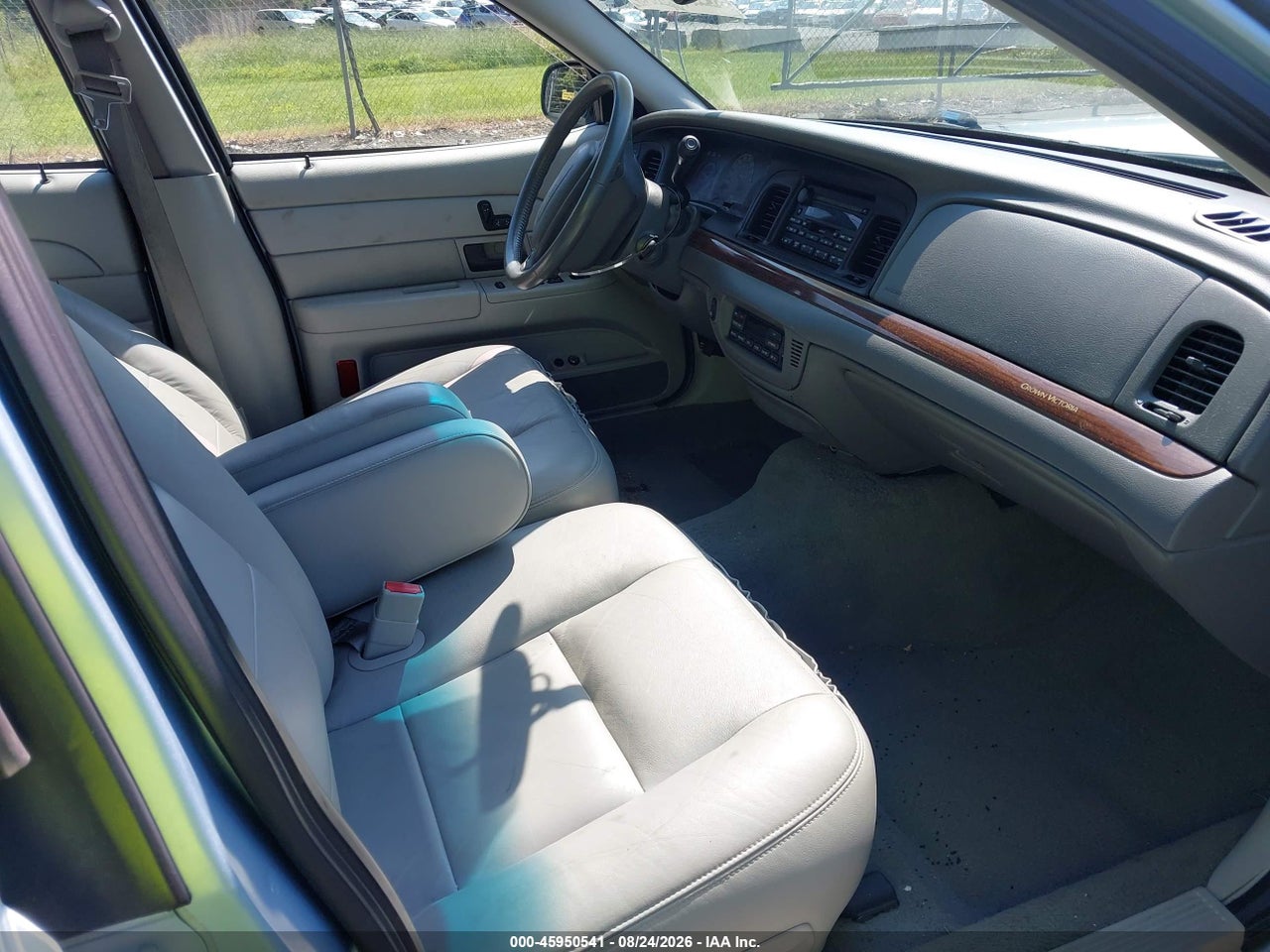 2003 FORD CROWN VICTORIA LX · 5/11