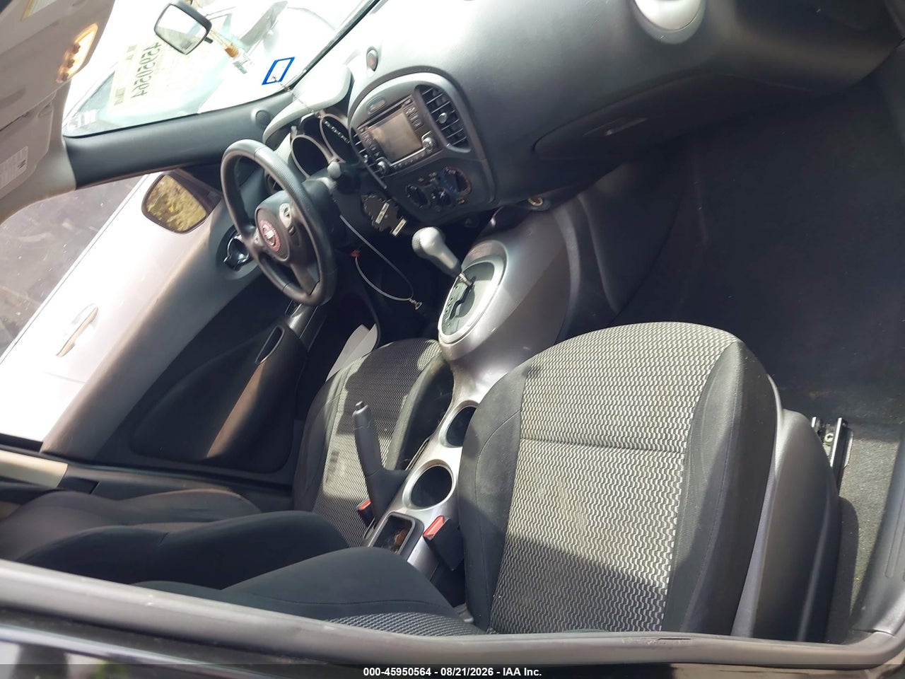 2017 NISSAN JUKE S · 5/11