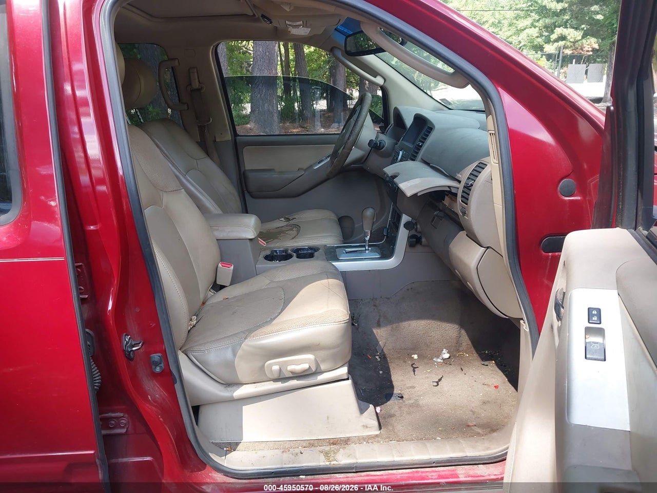2008 NISSAN PATHFINDER SE · 5/10