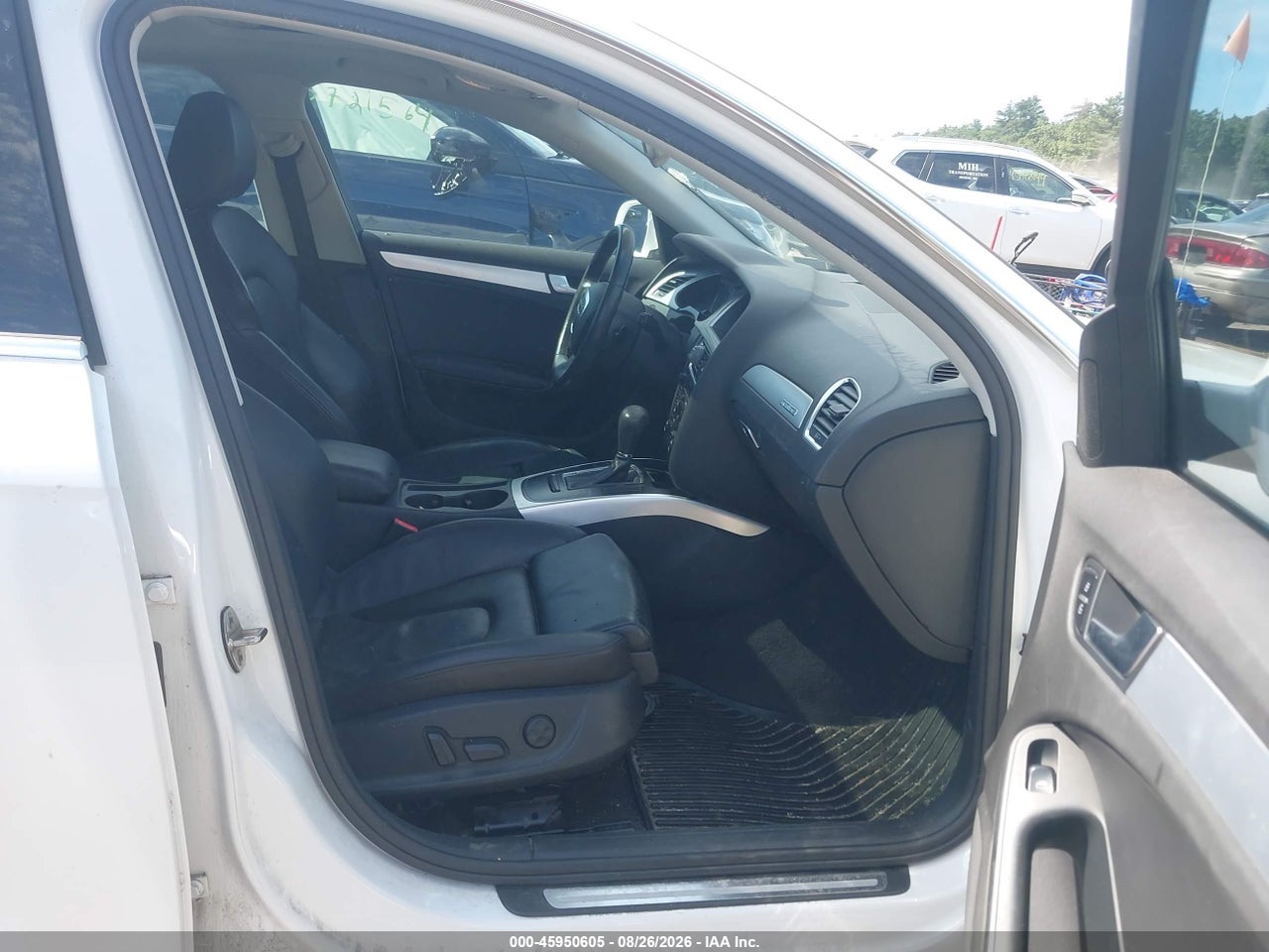 2011 AUDI A4 2.0T PREMIUM · 5/11