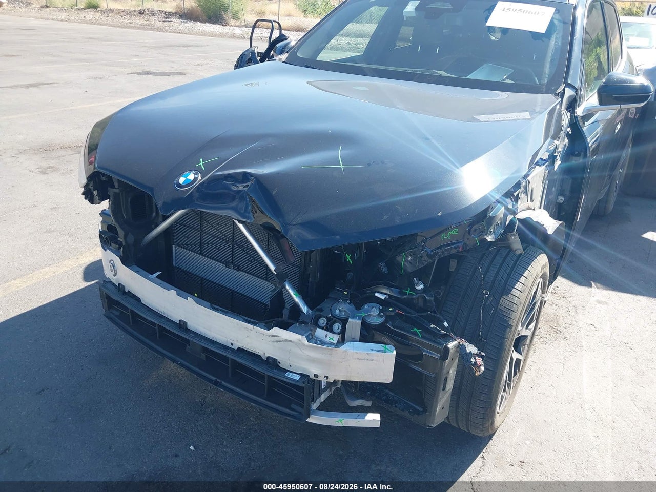 2026 BMW X3 30 XDRIVE · 6/10