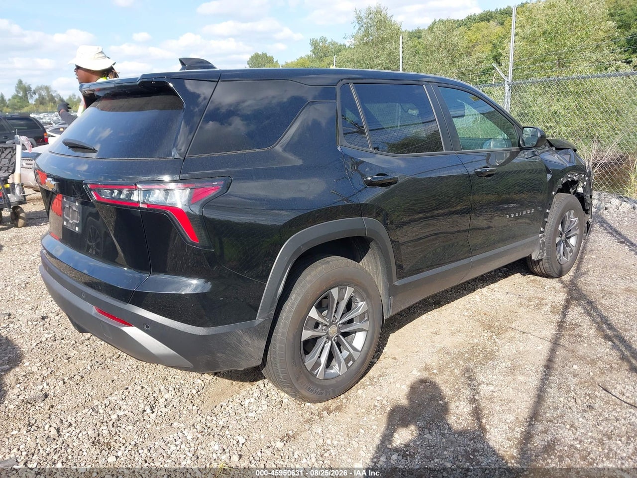 2025 CHEVROLET EQUINOX AWD LT · 4/10