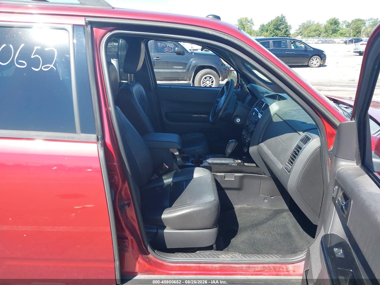2012 FORD ESCAPE LIMITED · 5/11