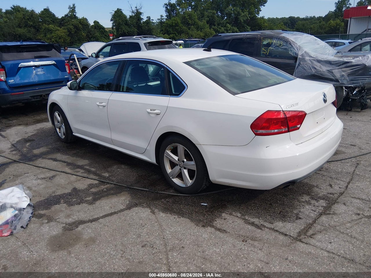 2013 VOLKSWAGEN PASSAT 2.5L SE · 3/11