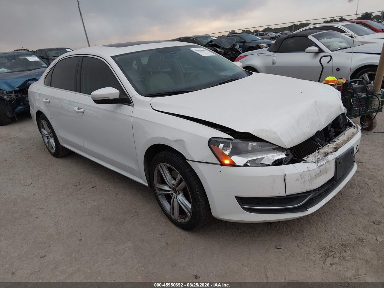 1VWBP7A3XEC****** · 2014 VOLKSWAGEN PASSAT 2.5L SE