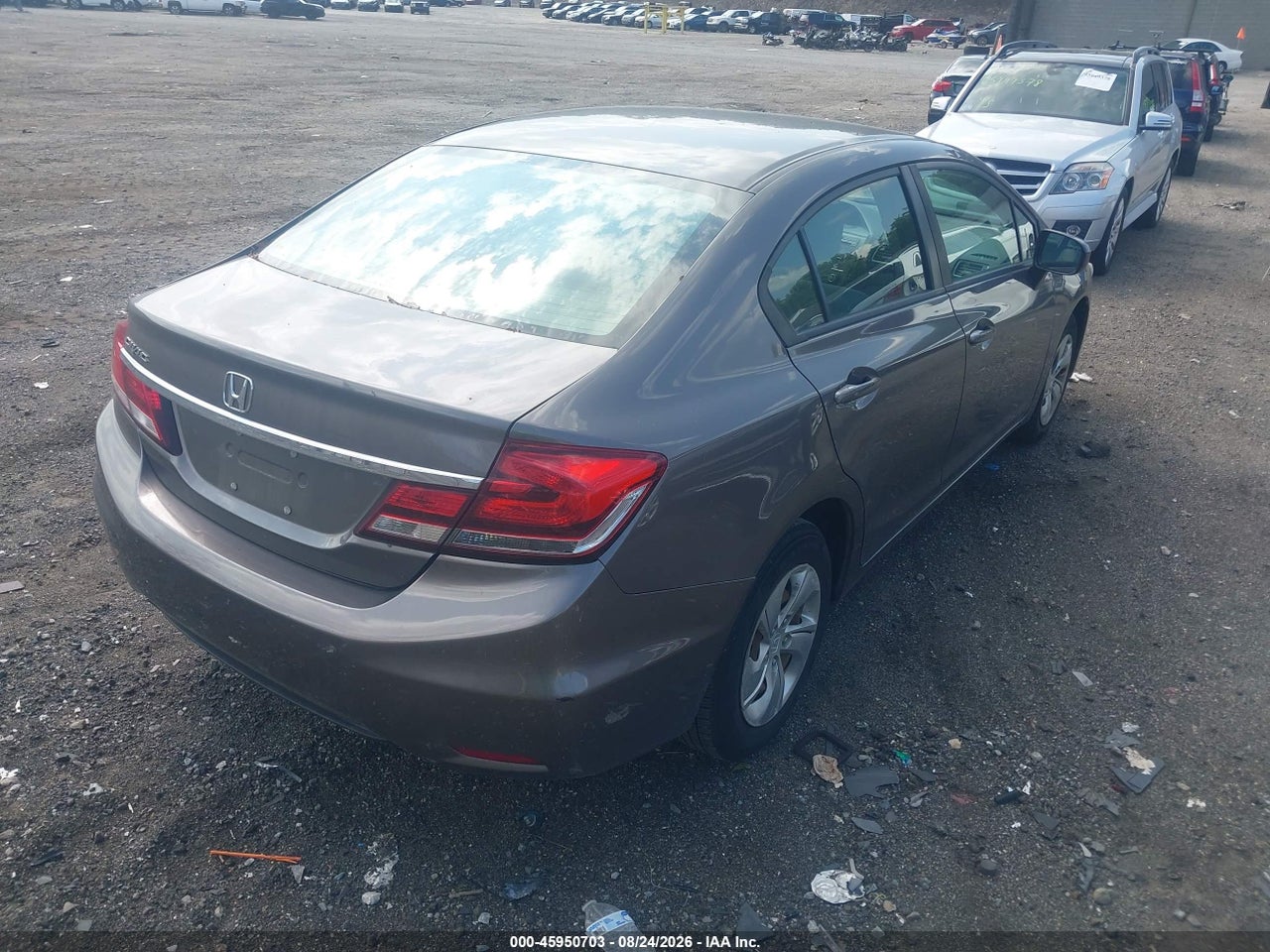 2015 HONDA CIVIC LX · 4/11