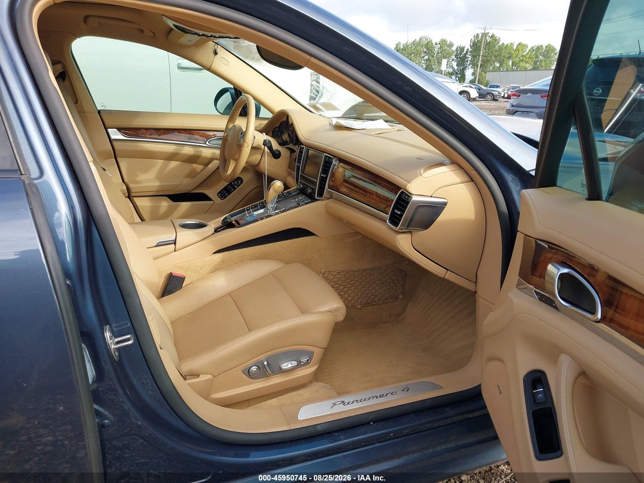 2011 PORSCHE PANAMERA 4 · 5/11