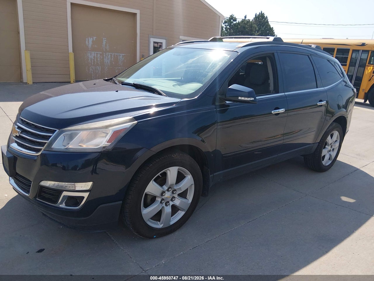 2016 CHEVROLET TRAVERSE LT · 2/10