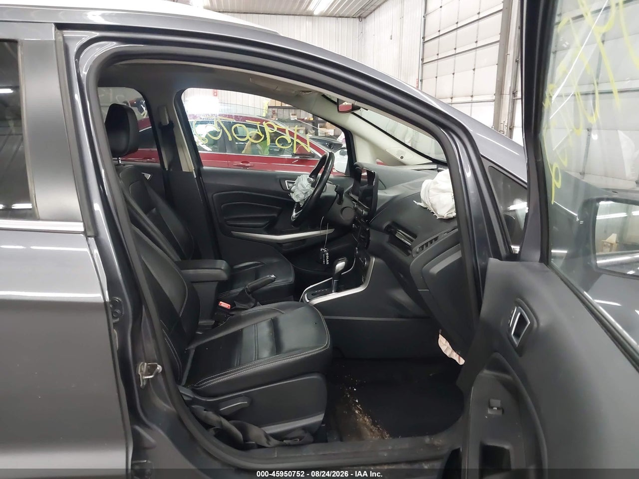 2020 FORD ECOSPORT TITANIUM · 5/11