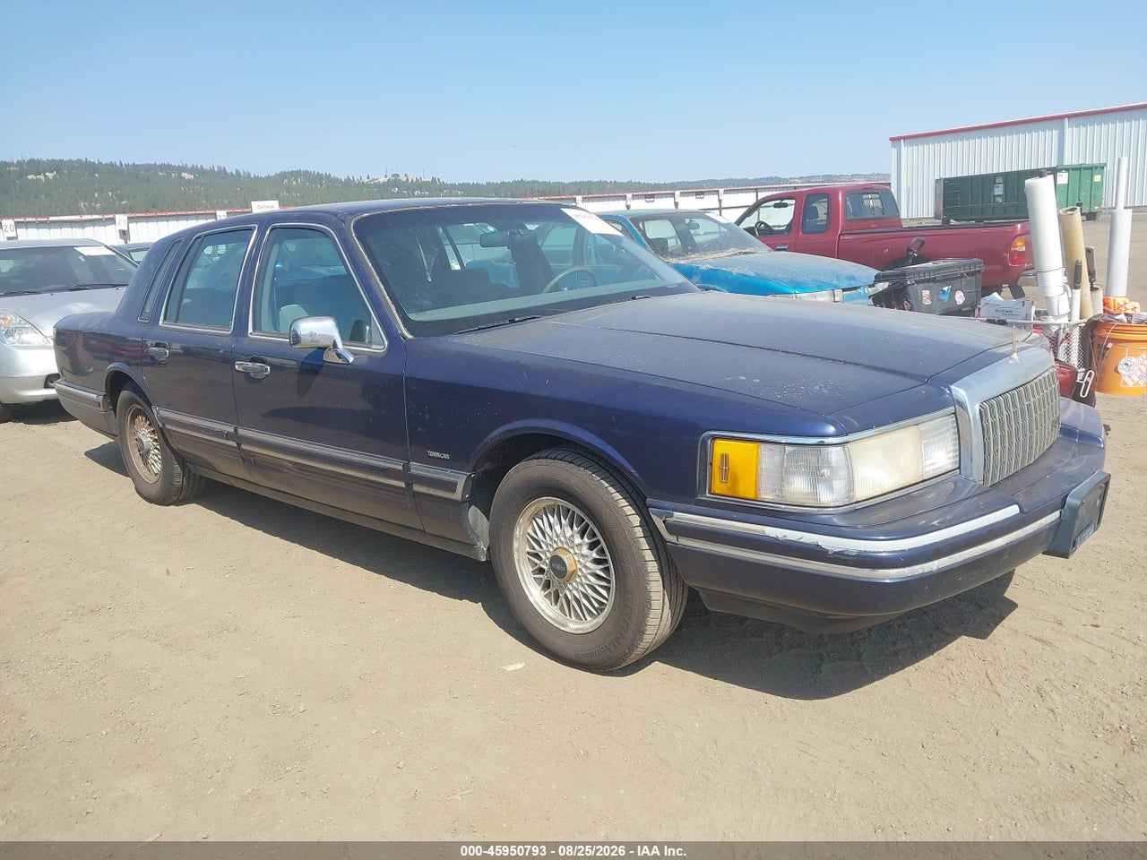 1994 LINCOLN TOWN CAR EXECUTIVE