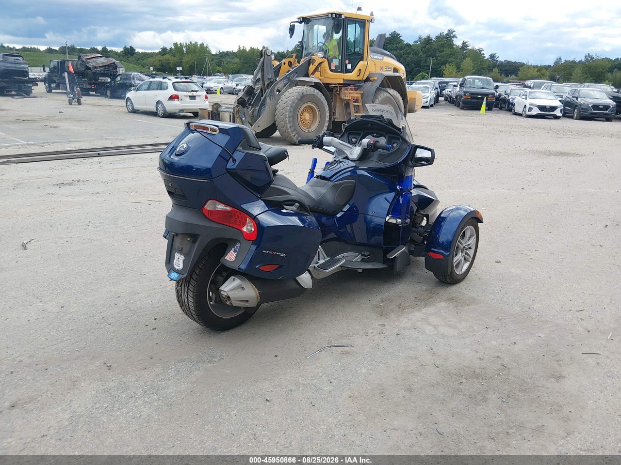 2010 CAN-AM SPYDER ROADSTER RT · 4/11