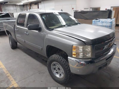 3GCPKSE72DG****** · 2013 CHEVROLET SILVERADO 1500 LT