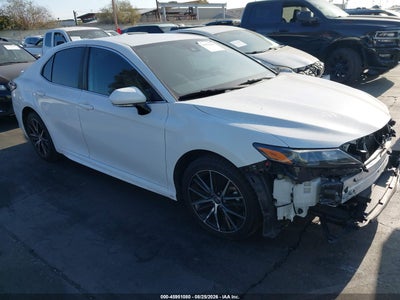 4T1G11AK0NU****** · 2022 TOYOTA CAMRY SE