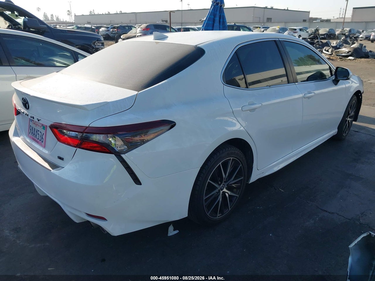 2022 TOYOTA CAMRY SE · 4/11