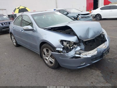JH4KB16525C****** · 2005 ACURA RL 3.5