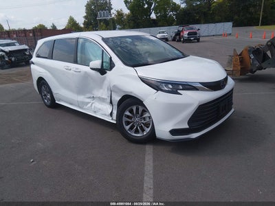 2024 TOYOTA SIENNA LE