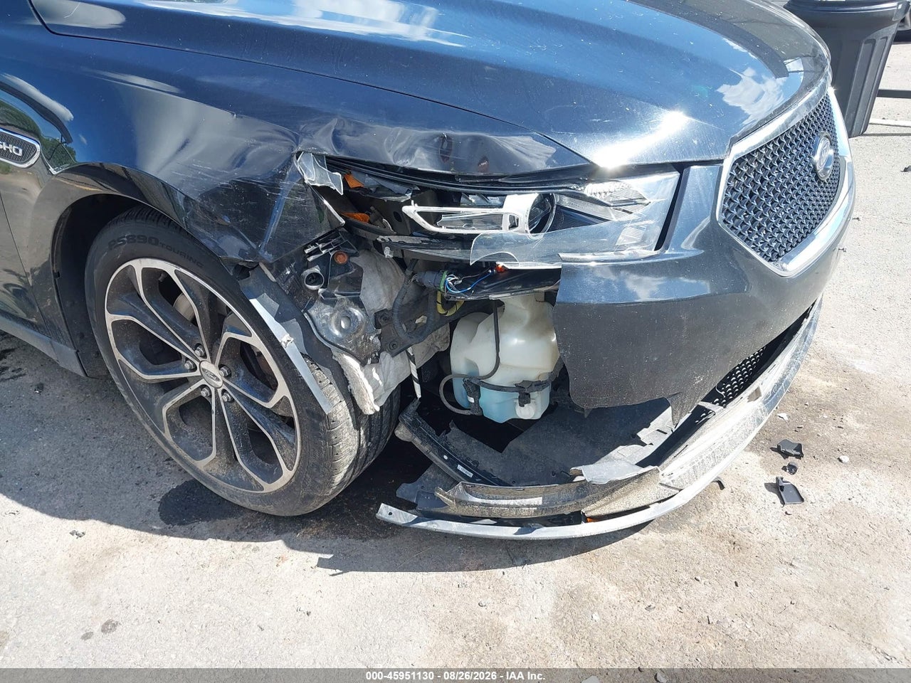 2016 FORD TAURUS SHO · 6/11