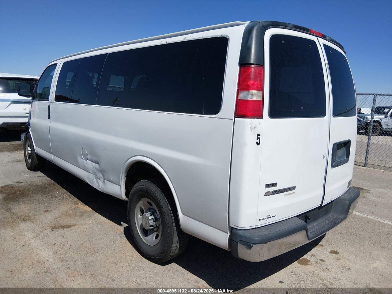 2011 CHEVROLET EXPRESS 3500 LT · 3/11