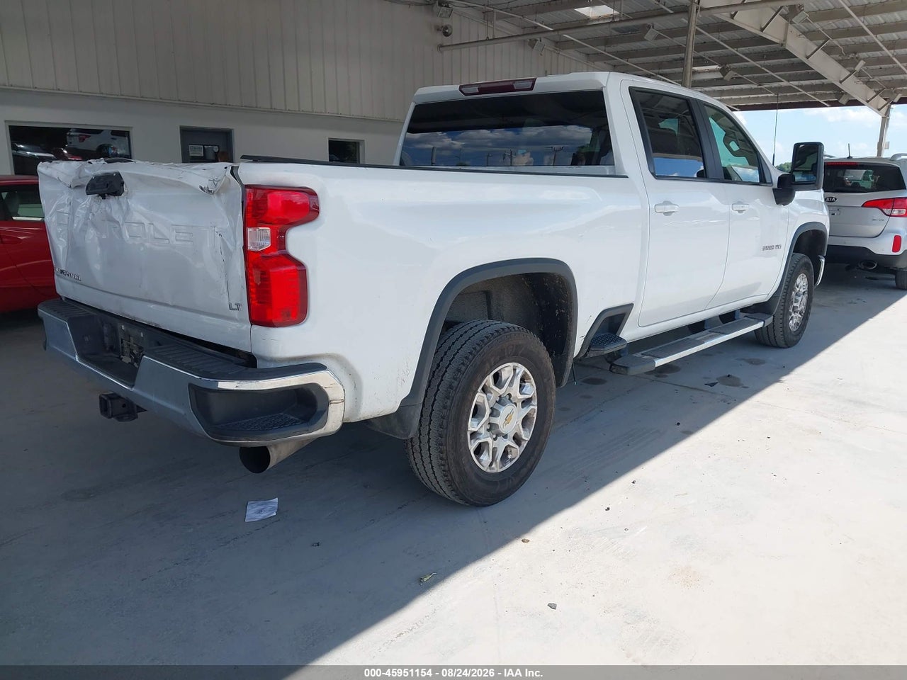 2022 CHEVROLET SILVERADO 2500HD 4WD  STANDARD BED LT · 4/11